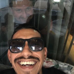 Meet your Posher, Armando